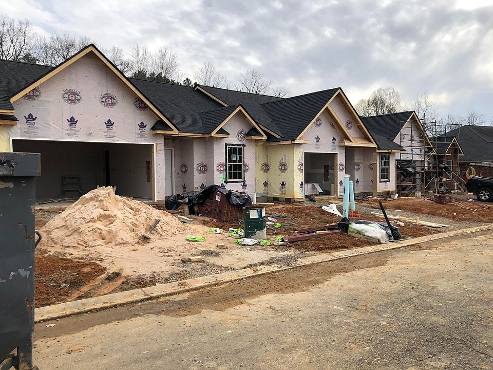 2nd image of 5828 Trestle Way