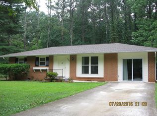 1005 Creekdale Dr, Clarkston, GA 30021