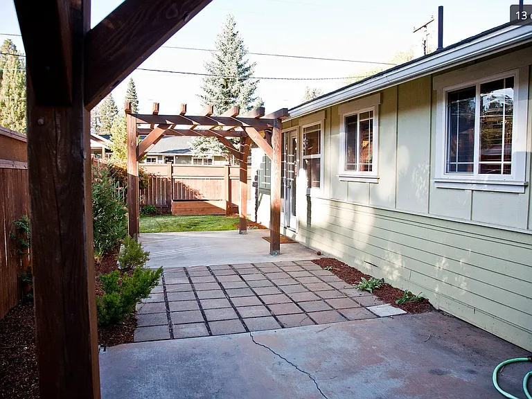 1306 NW Fresno Ave — Photo 19