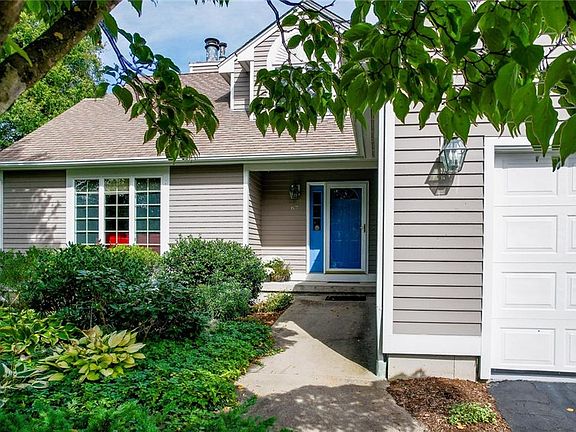5th image of 67 Earles Ct