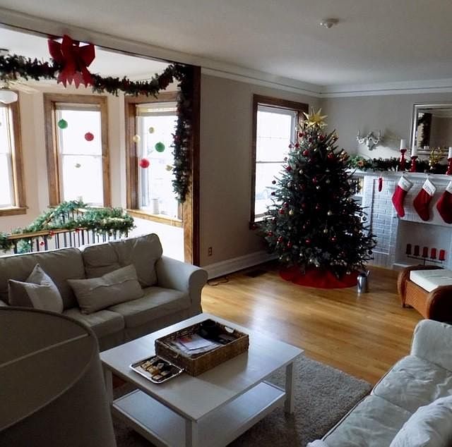 Living Room furnished and recently painted