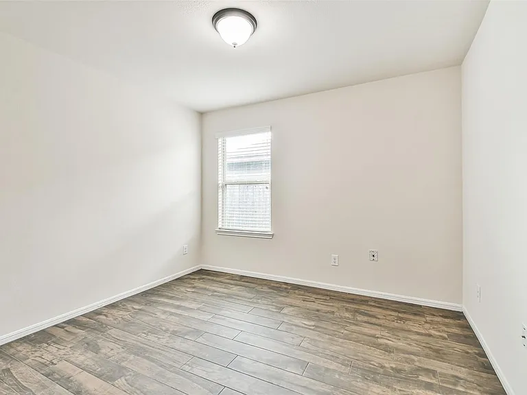 5518 Casa Mila Dr — Photo 19