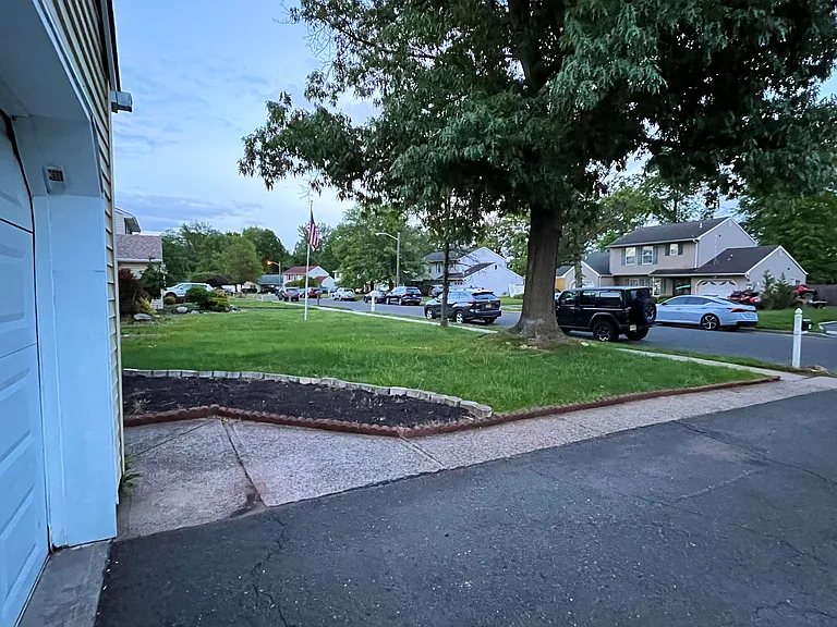 149 Zwolak Ct — Photo 26