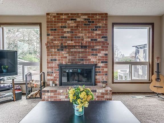 3rd image of 2816 NE 153rd Cir