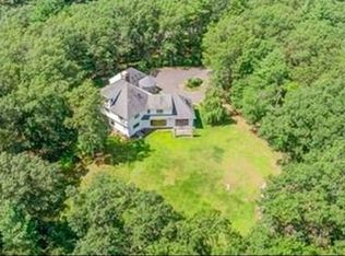 38 Grand Hill Dr, Dover, MA 02030