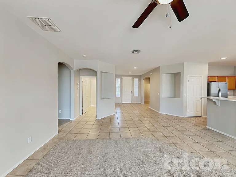 13218 W Jacobson Dr — Photo 2