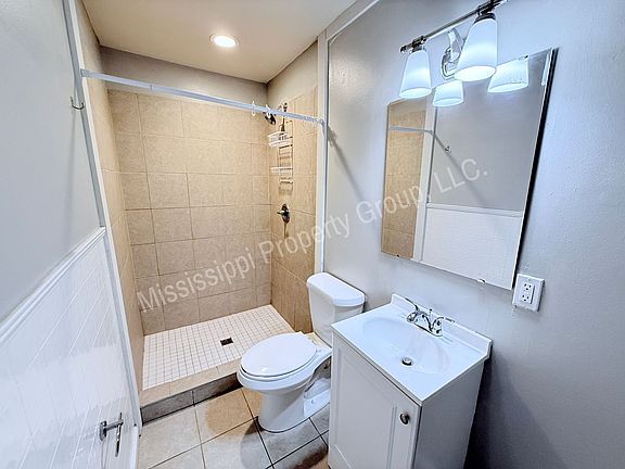 5th image of 1803 Johnson Avenue Ext