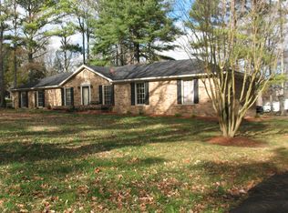 1923 Hampton Dr, Lebanon, TN 37087