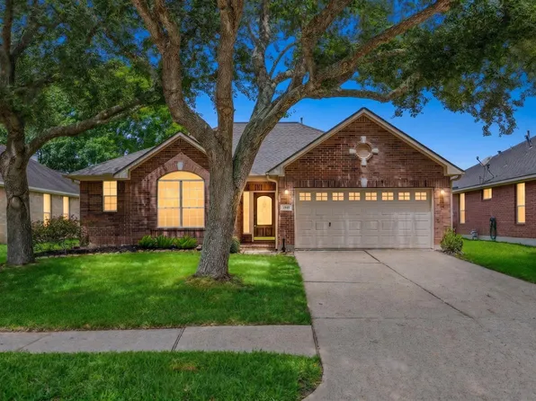 536 Mannington Ln, League City, TX 77573