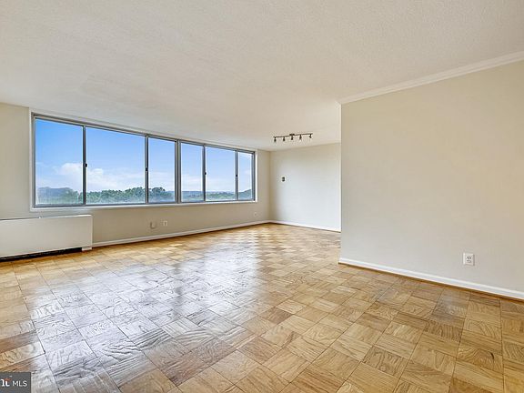 3rd image of 11801 Rockville Pike APT 913