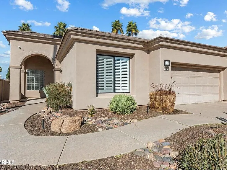 11850 E Del Timbre Dr — Photo 1