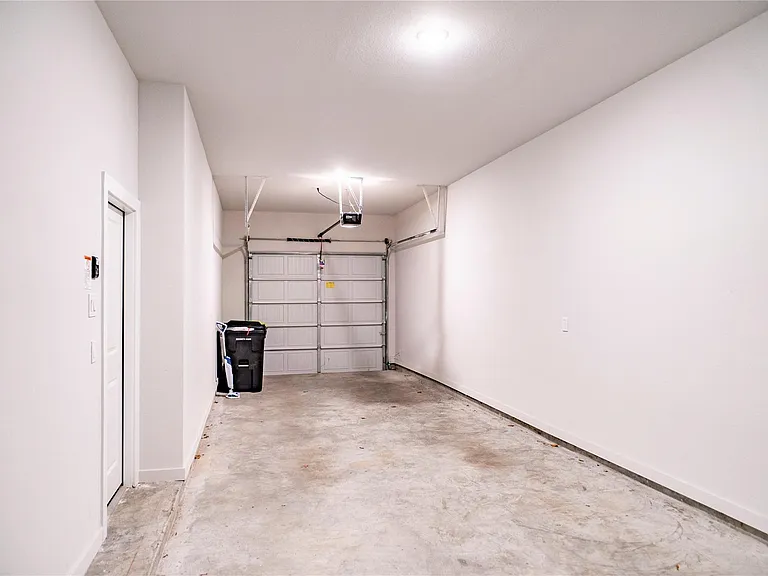 6526 Bramble Cove Ln — Photo 6