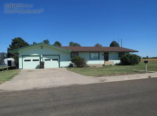 975 E 2nd St, Akron, CO 80720
