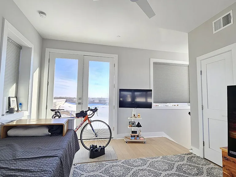 1116 S Highland St #3 — Photo 16