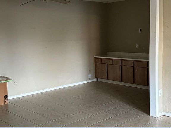 4th image of 1806 Green Gate Dr