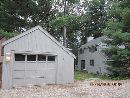 1st image of 19 Gray Pine Cmn Unit 19
