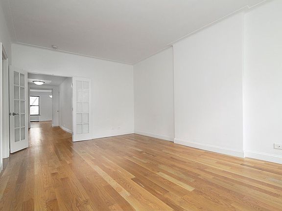 3rd image of 331 E 58th St APT 3A
