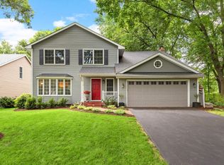 16595 S Manor Rd, Eden Prairie, MN 55346