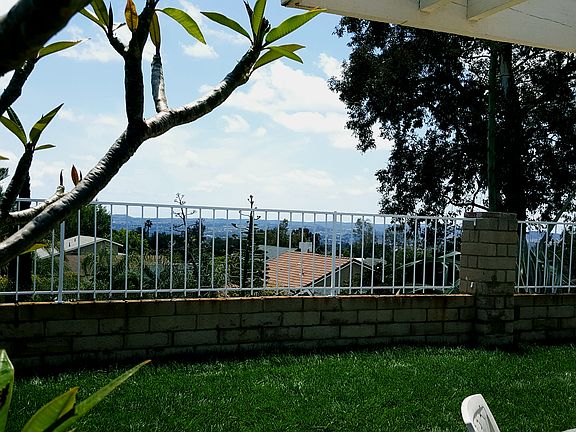 180-degree forever views!