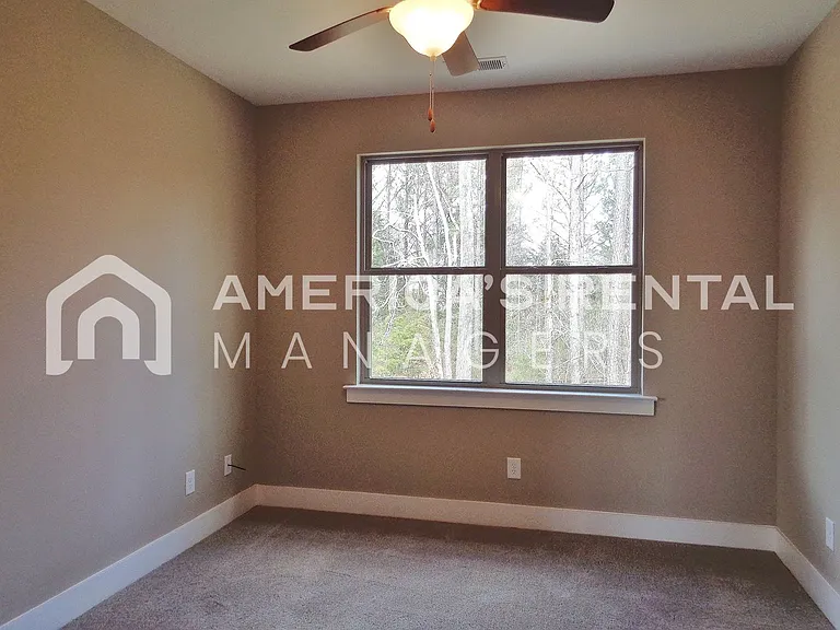 602 The Heights Ln — Photo 5