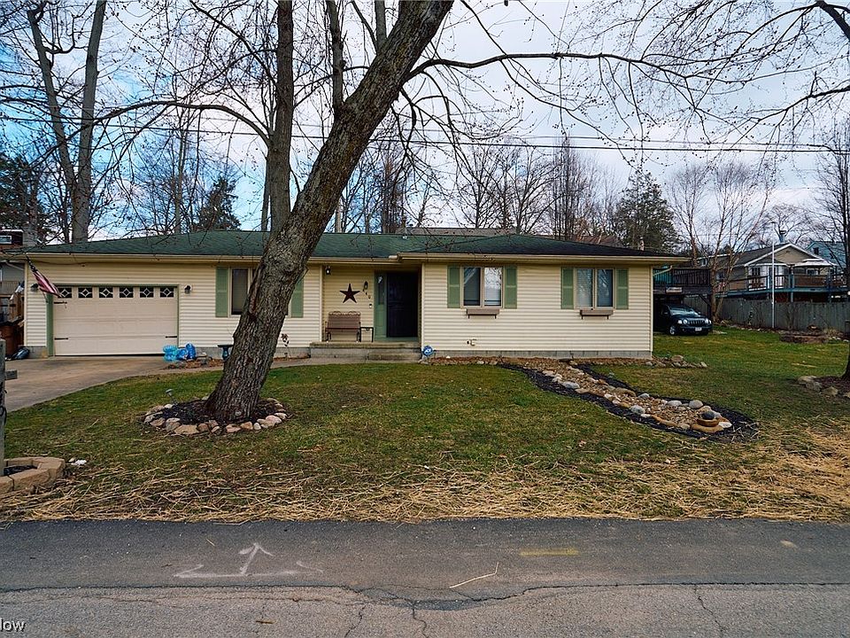 440 Playland Pkwy, Chippewa Lake, OH 44215 Zillow