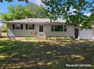 1744 W Norton Ave, Norton Shores, MI