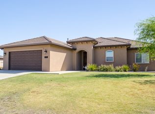 10213 Azimuth St, Bakersfield, CA 93306