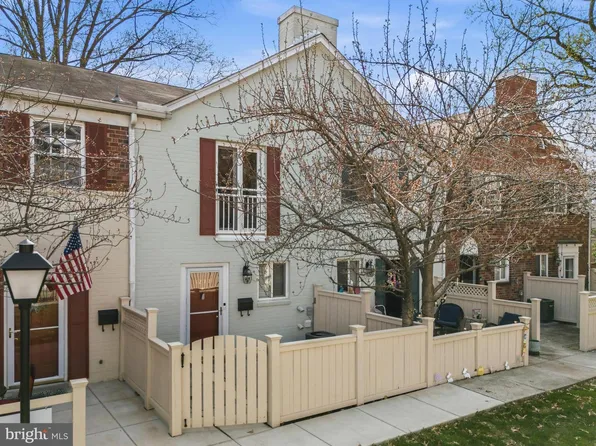 1277 N Van Dorn St, Alexandria, VA 22304