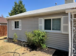 1124 Victor St, Aurora, CO 80011