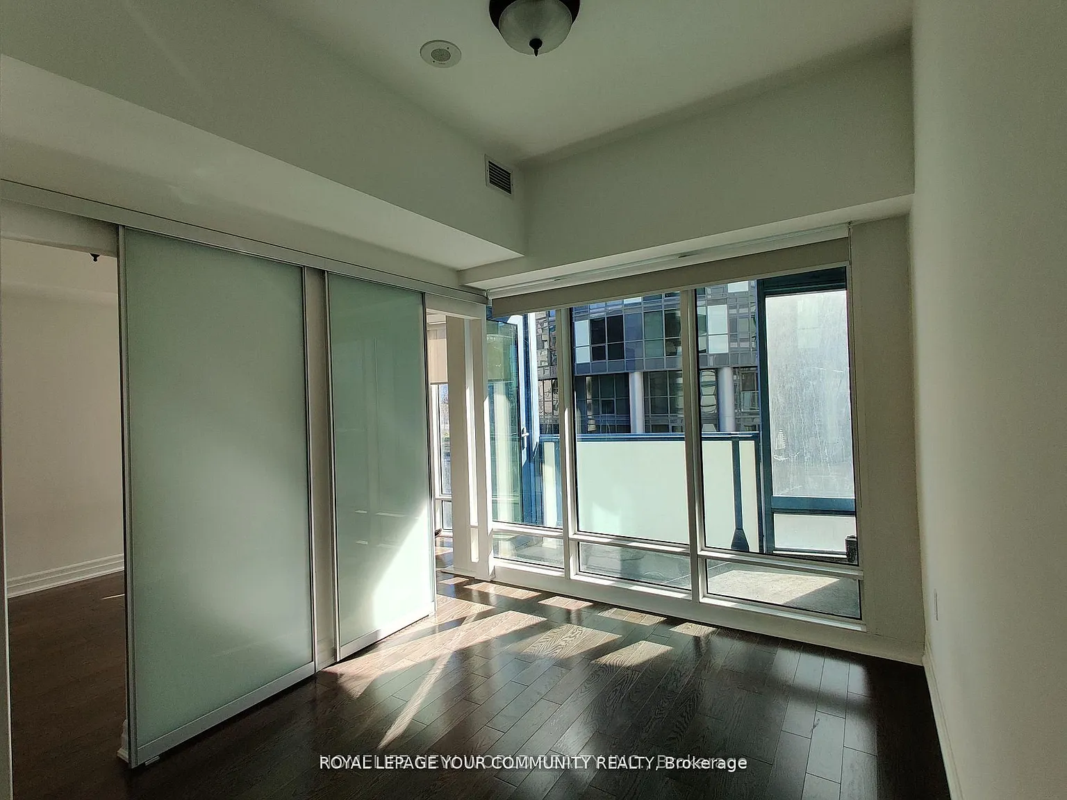 1 bed, $2,400 — Photo 3