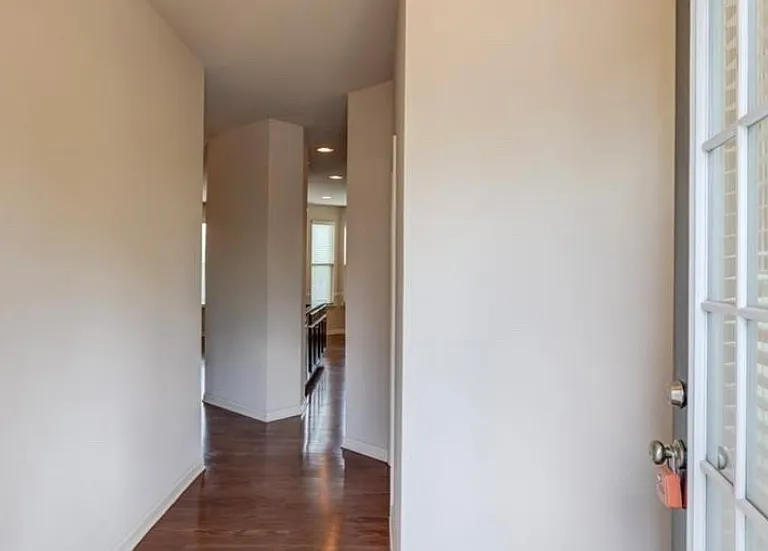 466 Jody Pl — Photo 3