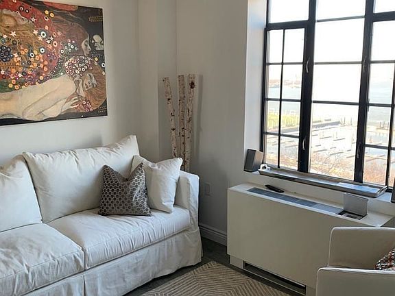 5th image of 2 Pierrepont St #1201B