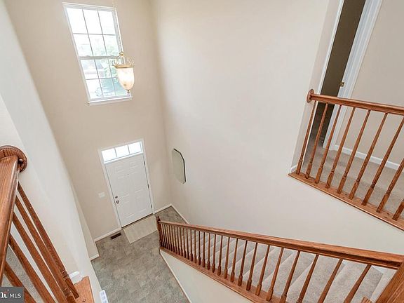 5th image of 9321 Birch Cliff Dr