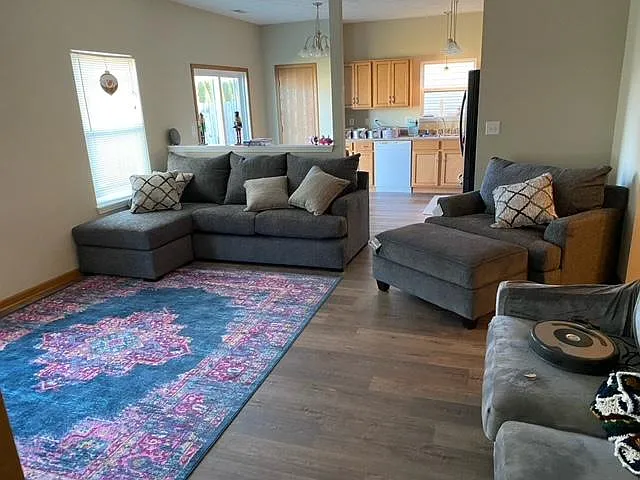3205 Runyon Dr — Photo 3