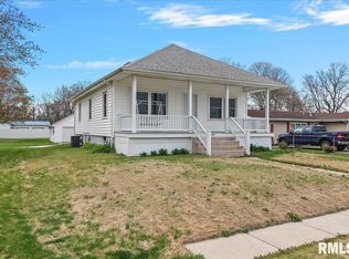 3225 Old Macarthur Blvd, Springfield, IL 62704