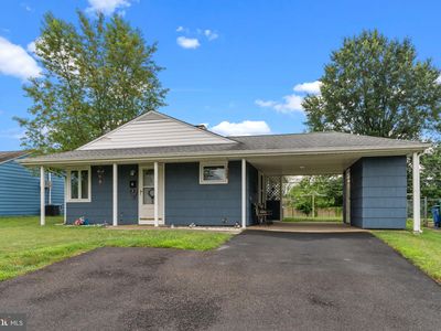 724 Auburn Rd, Fairless Hills, PA, 19030