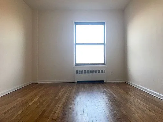 Rented by AJ Clarke | media 33