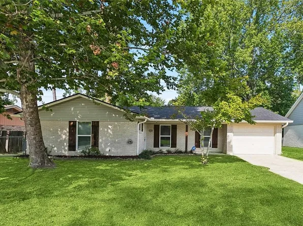 1579 Ridgecrest Dr, Slidell, LA 70458