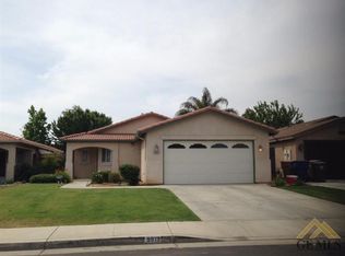 5913 Sarona St, Bakersfield, CA