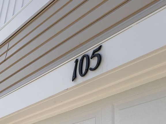 3rd image of 105 Milburn Dr