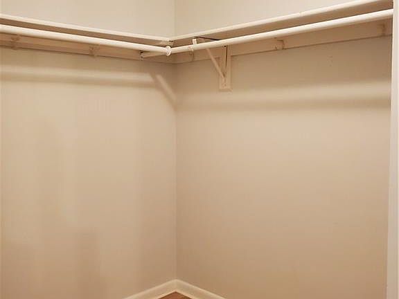 5th image of 1460 Elm St Unit 431