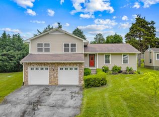 5715 Academy Dr, Morristown, TN 37814