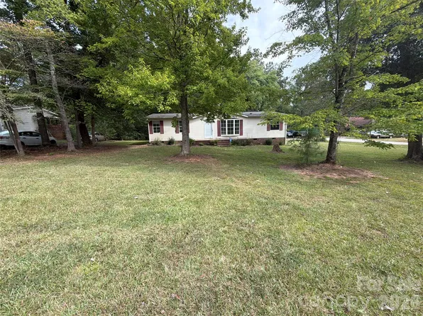 1201 Shiloh Dr, Lancaster, SC 29720