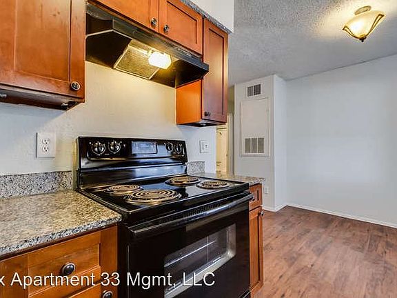 3rd image of 9010 Galewood Dr
