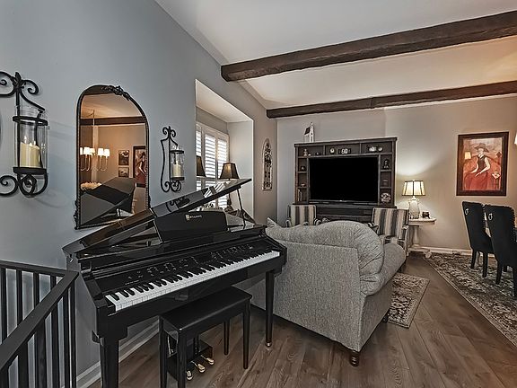 4th image of 309 Kingsberry Cir