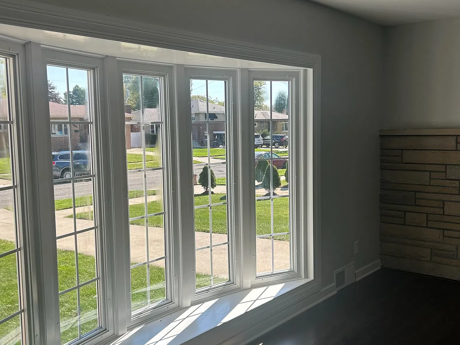 3 bed, 11371 sqft, $1,850 — Photo 3