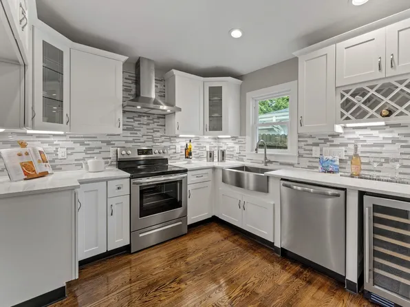 617 Quarry St, Raleigh, NC 27601