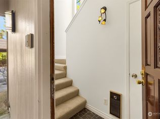 6469 Sand Point Way NE #B2, Seattle, WA 98115