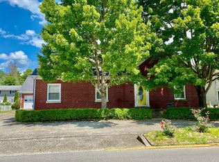 322 N Wilson Ave, Morehead, KY 40351