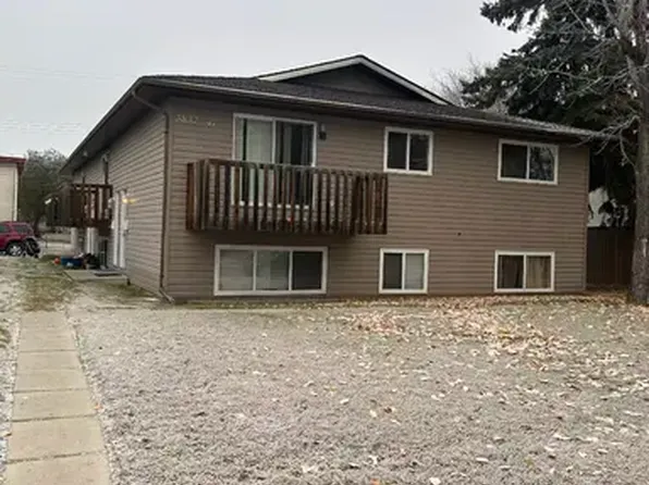 3832 47th St #4, Red Deer, AB T4N 1N7